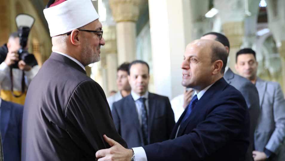 مفتي الجمهورية يشهد صلاة الجمعة بمسجد الإبراهيمي في دسوق بمحافظة كفر الشيخ ضمن احتفالات العيد القومي للمحافظة