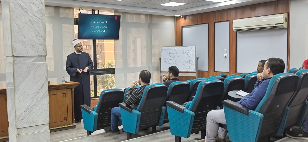 في محاضرة بالتعاون مع المركز القومي للبحوث الاجتماعية، دار الإفتاء: "الجهاد الرقمي" فخ إرهابي ونعمل على مواجهة التطرف عبر الفضاء الإلكتروني