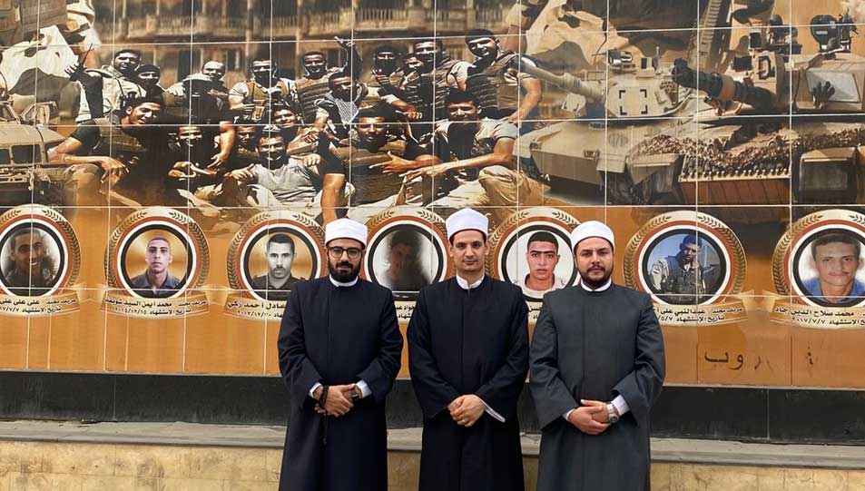 دار الإفتاء تواصل قوافلها الأسبوعية لشمال سيناء وأمناء الفتوى يلقون خطبة الجمعة ويعقدون مجالس علمية في الشيخ زويد ورفح والجورة