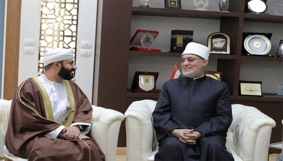 مفتي الجمهورية يستقبل وزير الأوقاف والشؤون الدينية بسلطنة عمان والوفد المرافق له بدار الإفتاء المصرية