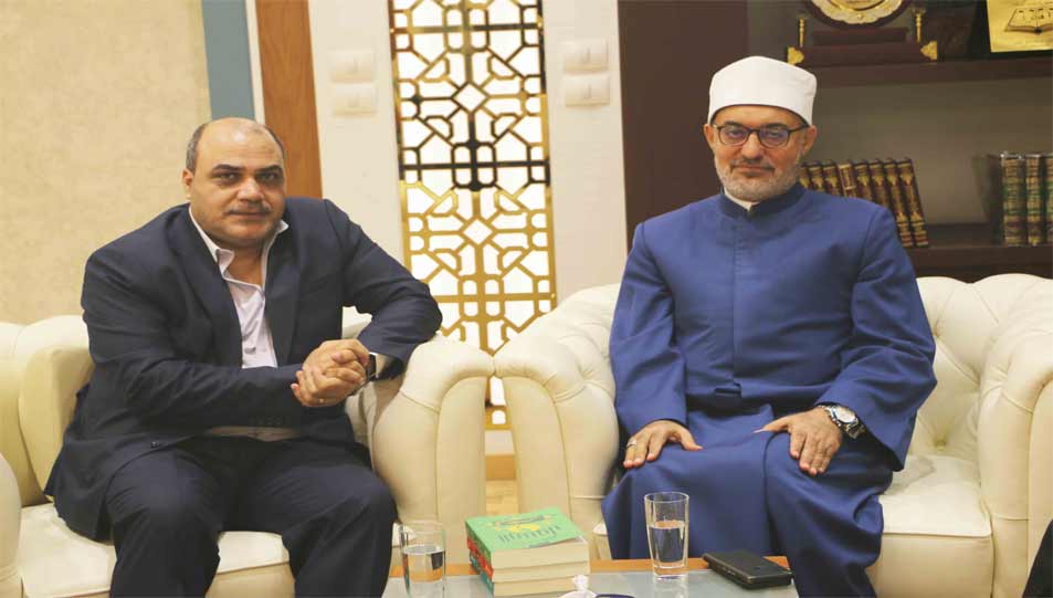 مفتي الجمهورية يستقبل الإعلامي محمد الباز للتهنئة بتولِّيه مهام منصبه الجديد