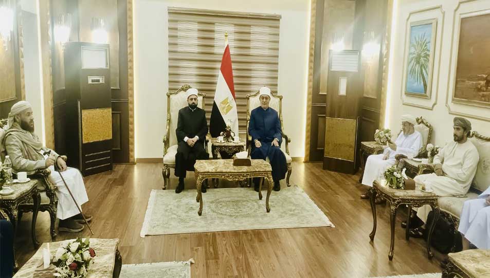 مفتي الجمهورية يودع الوفود المشاركة في الندوة العالمية الثانية للإفتاء