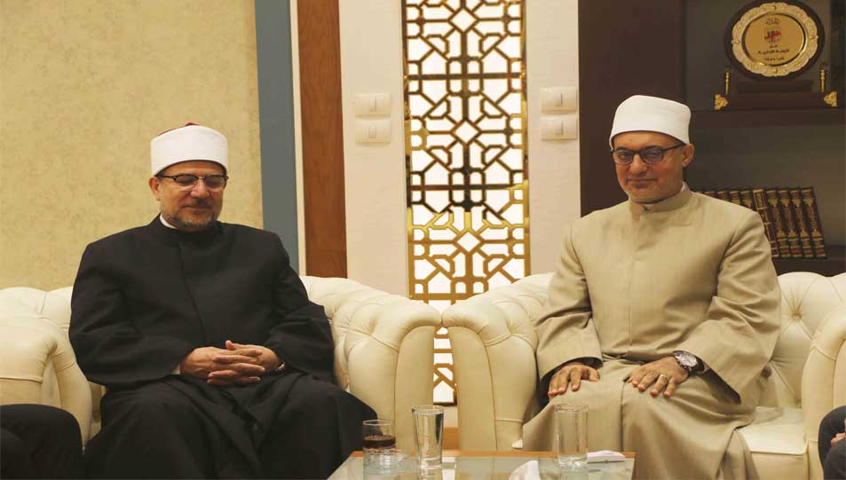 مفتي الجمهورية يستقبل الدكتور مختار جمعة وزير الأوقاف السابق لتهنئته بتولي مهام منصب الإفتاء