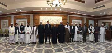 في حضور السفير البريطاني بالقاهرة الأمانة العامة لدور وهيئات الإفتاء في العالم تحتفل بتخريج 16 من أئمة المراكز الإسلامية في بريطانيا في باكورة استراتيجيتها لتأهيل القيادات الدينية في الخارج