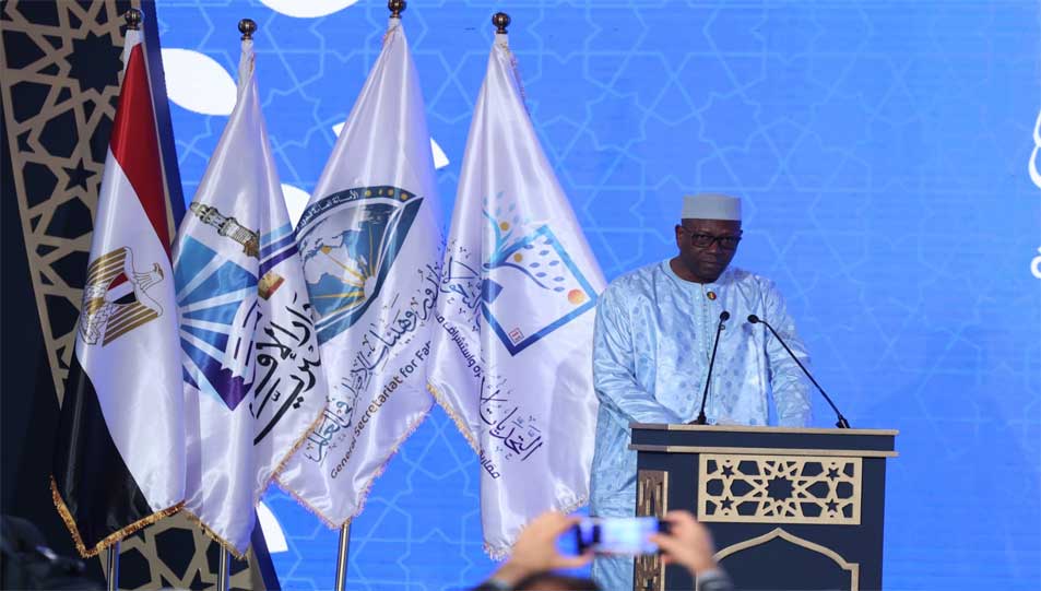 وزير الشؤون الدينية بمالي في جلسة الوفود بالمؤتمر العالمي الحادي عشر للإفتاء:  -فقه الواقع ومقاصد الشريعة يمنحان العمل الإفتائي المرونة اللازمة لمواجهة التحديات الأسرية المعاصرة