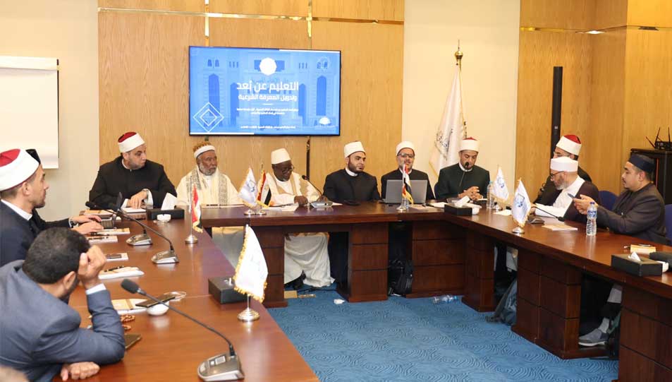 "مراكز المعرفة والتدريب ودورها في دعم مؤسسات الإفتاء ومواجهة التحديات المعاصرة" فى ورشة عمل على هامش مؤتمر الإفتاء العالمي