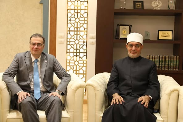 مواصلة للتعاون المشترك .. مفتي الجمهورية يستقبل رئيس الجهاز المركزي للتنظيم والإدارة لتطوير الأداء المؤسسي لدار الإفتاء
