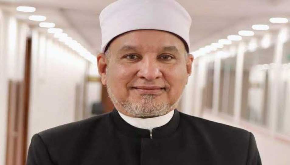مفتي الجمهورية يهنئ العالم الجليل أ.د حسن الصغير بتوليه رئاسة أكاديمية الأزهر لتدريب الأئمة والوعاظ