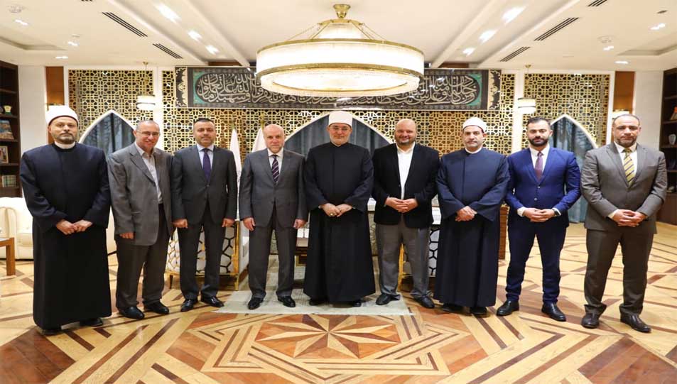 مفتي الجمهورية يستقبل قاضي قضاة فلسطين لتنسيق الجهود بين المؤسسات الدينية في مواجهة التحديات الراهنة
