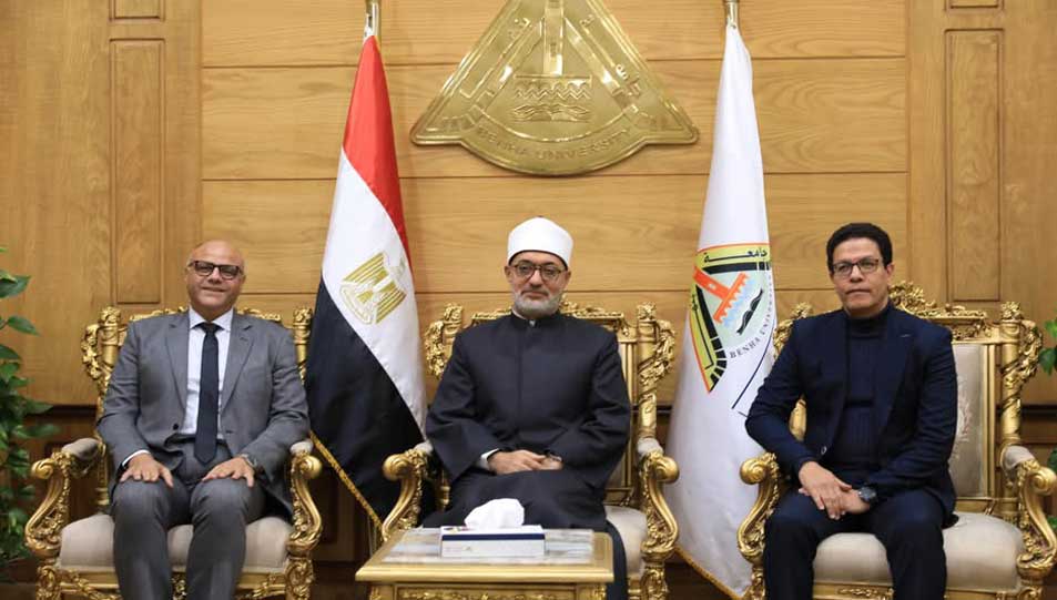 محافظ القليوبية ورئيس جامعة بنها يستقبلان فضيلة مفتي الجمهورية، لإلقاء محاضرة بعنوان: "الأسرة في عصر التحديات " في ندوة نظمتها جامعة بنها.