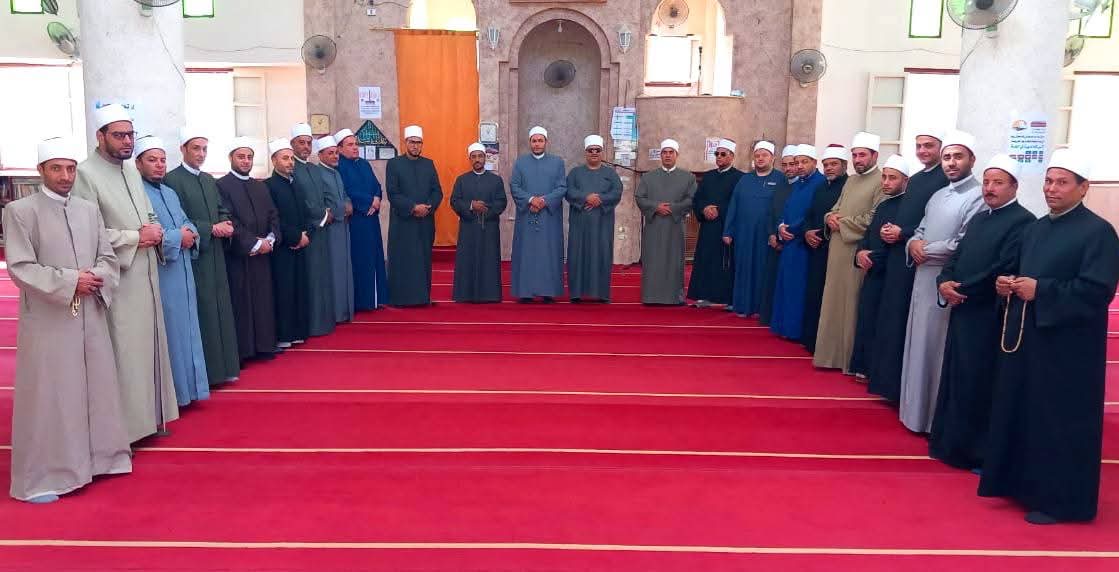 قوافل دار الإفتاء تواصل جهودها الميدانية .. خطبة الجمعة ومجالس إفتائية في شمال سيناء بالتعاون مع الأزهر والأوقاف