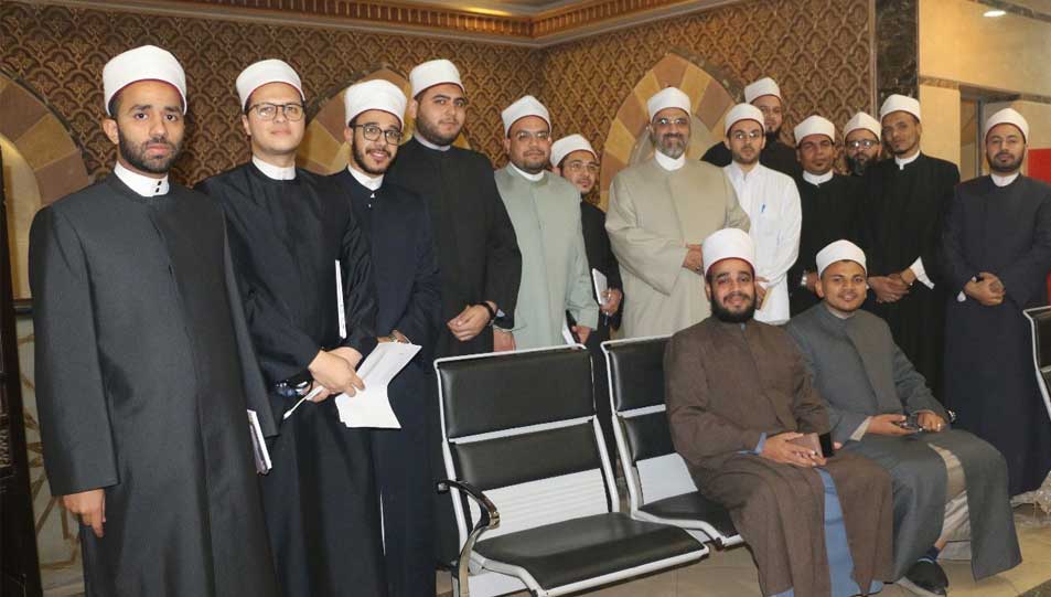 دار الإفتاء تواصل برنامجها التدريبي للباحثين الشرعيين بالدار بمحاضرات متخصصة حول مهارات الصياغة الإفتائية