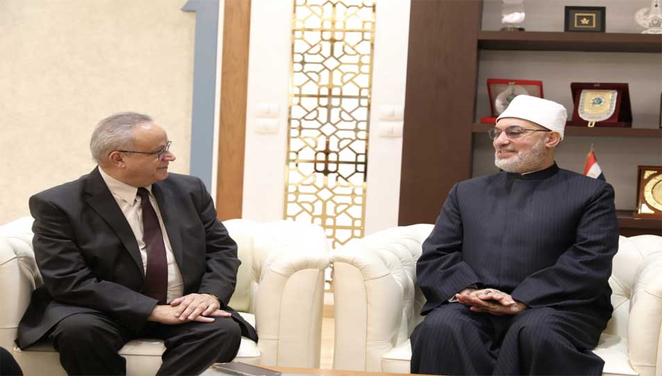 مفتي الجمهورية يستقبل مدير مكتبة الإسكندرية لبحث تعزيز التعاون المشترك
