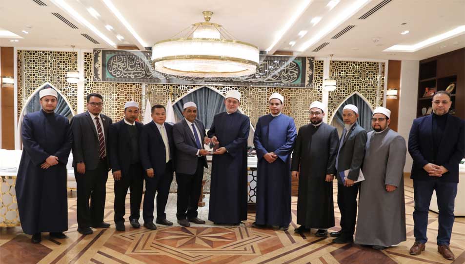 مفتي الجمهورية يستقبل وفدًا من مكتب شيخ الإسلام في تايلاند لبحث سبل التعاون الإفتائي والأكاديمي