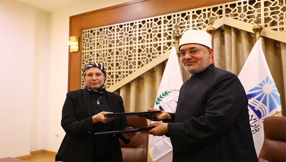 مفتي الجمهورية ومديرة المركز القومي للبحوث الاجتماعية والجنائية يوقعان مذكرة تفاهم لتعزيز التعاون العلمي والبحثي وتبادل الخبرات المؤسسية