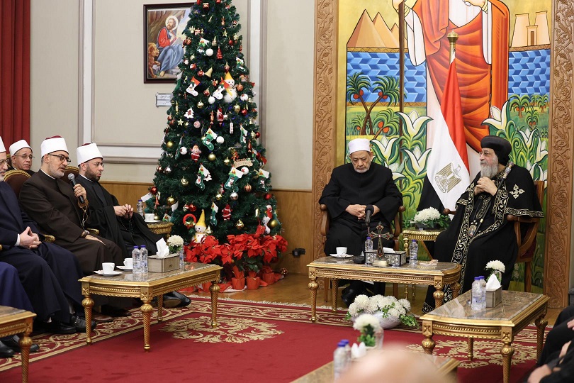 مفتي الجمهورية يهنئ البابا تواضروس والإخوة المسيحيين بأعياد الميلاد ويؤكد ضرورة وقف العدوان على ‏غزة