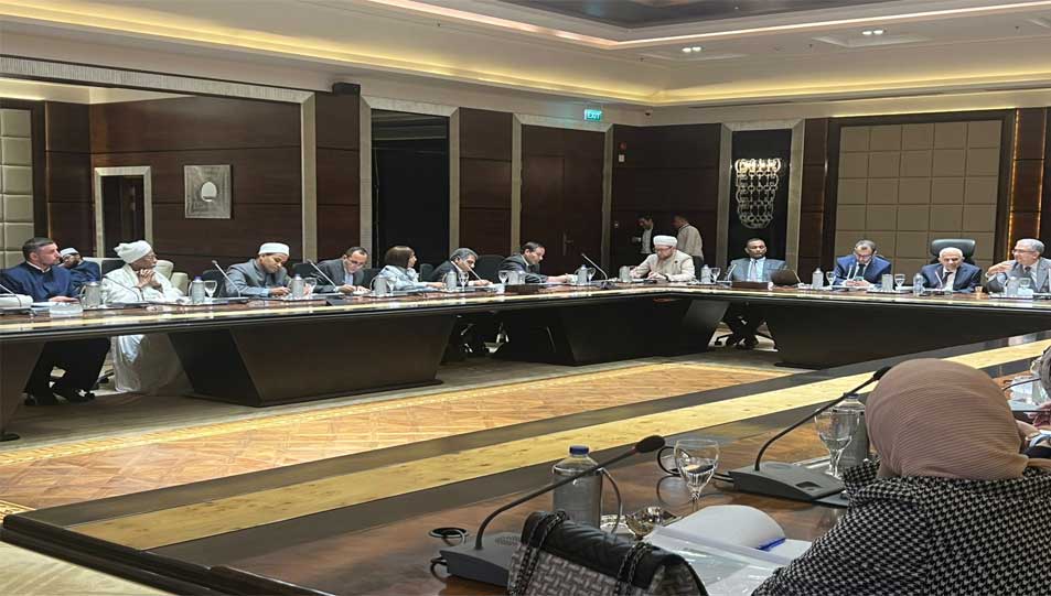 المؤشر العالمي للفتوى يحذر من تحييد الأخلاق في التعامل مع تطورات العصر العلمية والتكنولوجية والسياسية 