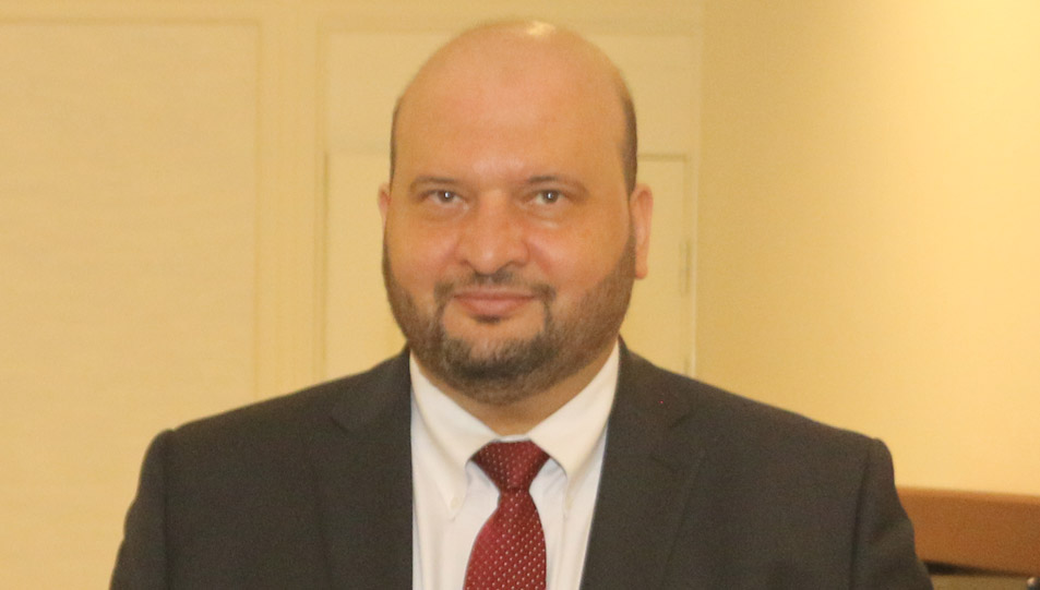 رئيس مجلس شورى المفتين والإدارة الدينية بروسيا الاتحادية يهنئون د. إبراهيم نجم على التجديد أمينًا عامًّا لدُور وهيئات الإفتاء في العالم لفترة جديدة