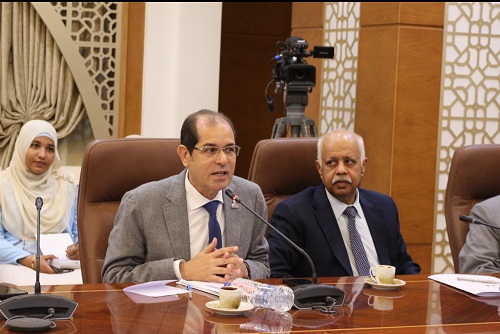 خلال ورشة "تأثير الفتوى على جهود بناء الإنسان.. بين الدعم والتقويض" على هامش ندوة "الفتوى وبناء الإنسان":  •    أ.د. حسن الشافعي: الأزهري عمود المجتمع فهو المعلم والمفتي وهو الخطيب وهو بناء المجتمع