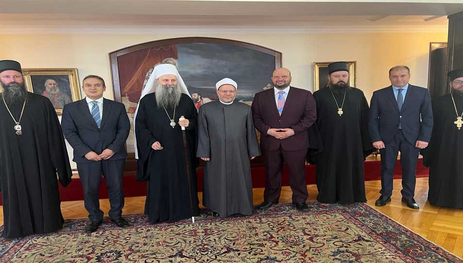 مفتي الجمهورية في لقائه بطريرك الكنيسة الأرثوذكسية لصربيا:   التفسيرات المغلوطة للنصوص الدينية حجر عثرة أمام نجاح مبادرات الحوار ويجب علينا التصدي لها 