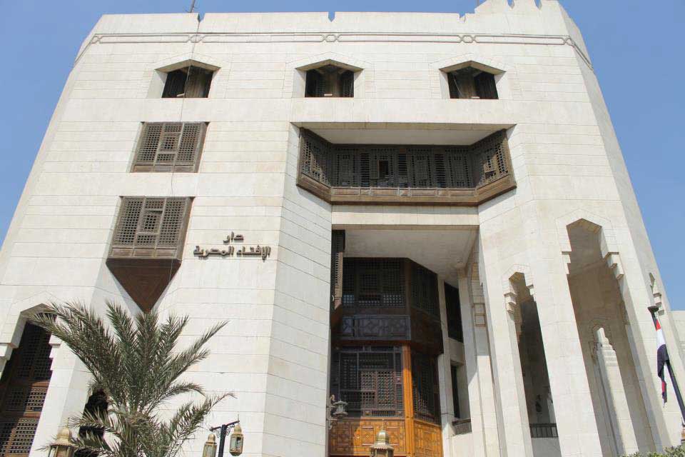 مفتي الجمهورية في ندوة بجامعة بني سويف: الأديان جاءت لضبط حياة الإنسان.. وسمات التدين الصحيح هي الإخلاص في القول والعمل
