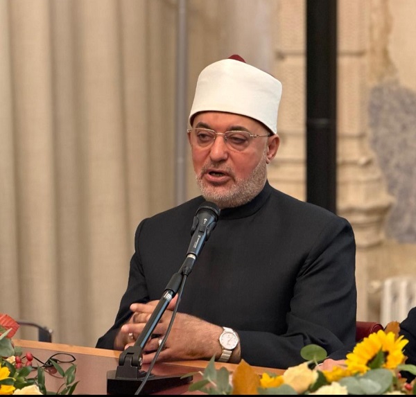 خلال كلمة فضيلته في المؤتمر الدولي الأول لدراسات الأديان بإيطاليا.. مفتي الجمهورية يؤكد:  المشترك الإنساني لا يمثل طارئًا معرفيًّا أفرزته الحداثة .. والأديان سبَّاقة إلى التأصيل له والدعوة إلى ترسيخه في واقع الحياة
