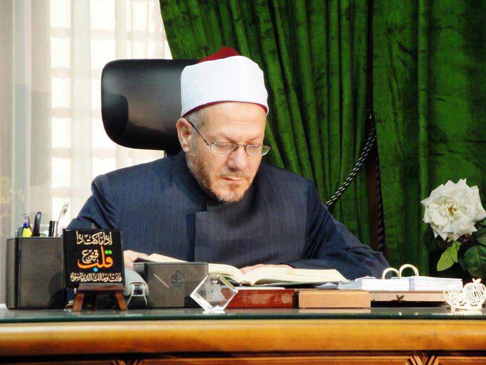 تفسير القرآن يجب أن يتم في إطار كلي متكامل وفي إطار تاريخ الرسول الكريم وسيرته