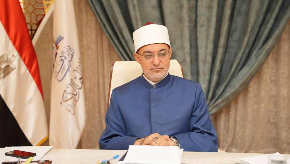مفتي الجمهورية يثمن جهود الدولة المصرية في إحباط المخططات العدائية  ويؤكد: الوعي الوطني والاصطفاف خلف مؤسسات الدولة هو السبيل الأمثل لحماية الوطن وصون مكتسباته