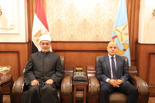 محافظ كفر الشيخ يستقبل مفتي الجمهورية لبحث سبل تعزيز التعاون المشترك ومتابعة الخطوات التنفيذية لإنشاء فرع لدار الإفتاء بالمحافظة