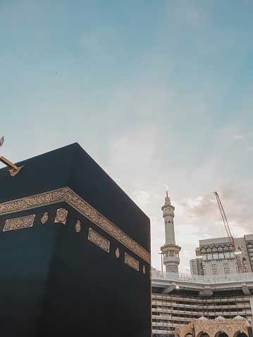 "محطات هامة" "حِلْفُ الفُضول وإعادة بناء الكعبة"
