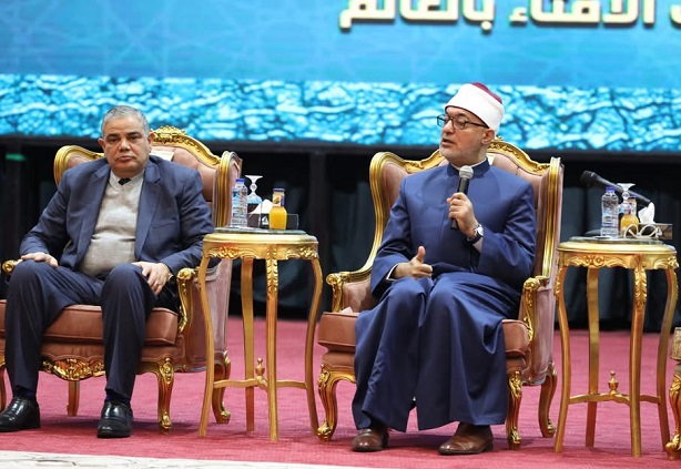 خلال كلمته في ندوة: "القيم الإنسانية المشتركة بين الأديان أساس التعايش السلمي" بجامعة كفر الشيخ..