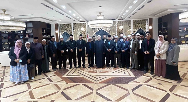 مفتي الجمهورية يستقبل وفدًا ماليزيًّا رفيع المستوى برئاسة مفتي ولاية "بينانج" لبحث تعزيز التعاون الإفتائي 