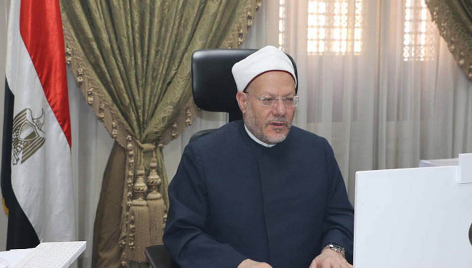  مفتي الجمهورية يواصل حديثه عن السيرة النبوية العطرة مع الإعلامي حمدي رزق: - حبُّ الوطن متأصِّل عن النبيِّ وهو أمر ثابت وراسخ في النفس بالفطرة