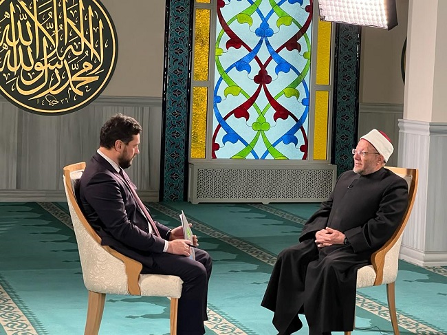 مفتي الجمهورية خلال حواره على فضائية روسيا اليوم:  - مؤتمر الإفتاء الأخير وقف بقوة ضد تهجير أهل غزة