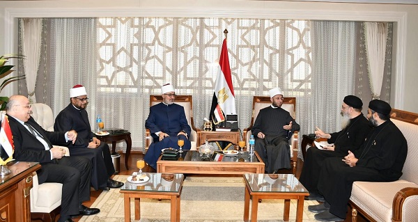 مفتي الجمهورية يشارك في الاجتماع التمهيدي لتنسيق الأعمال المشتركة بين أتباع الأديان بوزارة الأوقاف