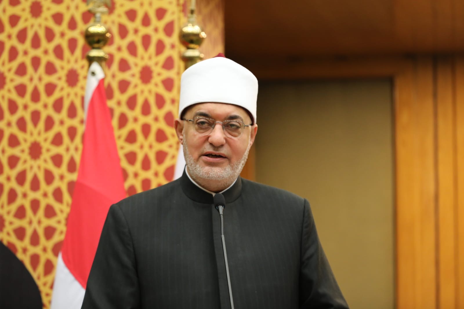 مفتي الجمهورية في كلمته بالمنتدى العلمي الأول لمركز الإمام الأشعري:  -استدعاء المنهج الأشعري فريضة علمية لمواجهة التكفير وإعادة الاعتبار لأخلاقيات الخلاف