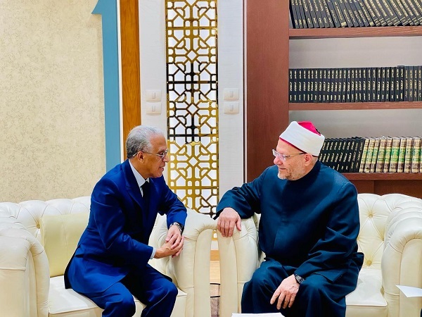 مفتي الجمهورية يستقبل سفير المملكة المغربية الجديد لدى القاهرة