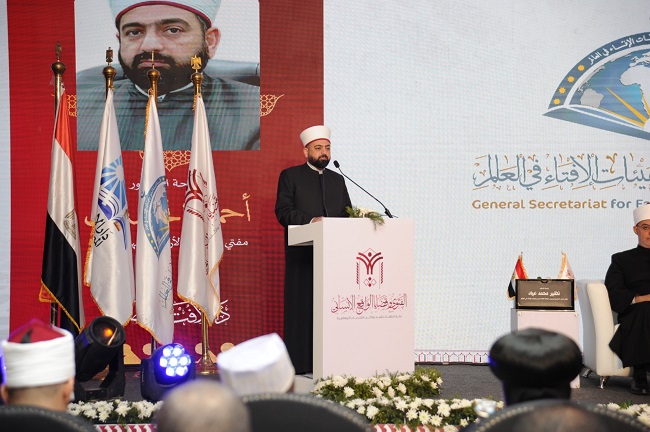 مفتي الأردن في كلمته بالجلسة الافتتاحية للندوة الدولية الثانية لدار الإفتاء:  -الفتوى مطالبة بالانتقال من التَّنظير إلى الاشتباك مع قضايا الواقع الإنساني