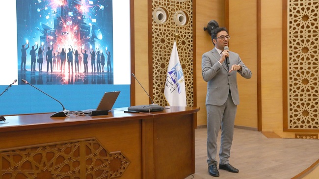 خلال كلمته في دورة «التعريف بالقضية الفلسطينية».. أستاذ الإعلام بجامعة الأزهر يؤكد:  الإعلام الرقمي يلعب دورًا محوريًا في تشكيل الوعي برمزية القضية الفلسطينية