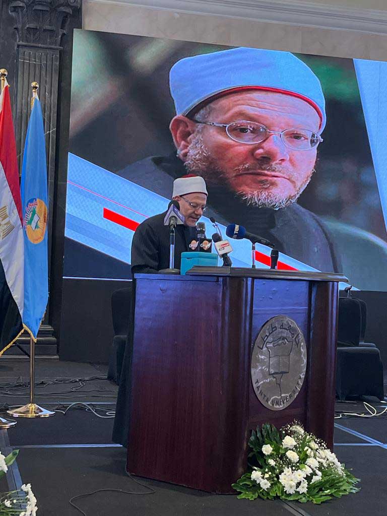   مفتي الجمهورية في كلمته باحتفال جامعة طنطا باليوبيل الذهبي: المكانة والريادة العلمية لمصرنا هي مبعث فخر واعتزاز وتُلقي على عاتق أبنائها مسؤولية عظيمة ورسالة جسيمة