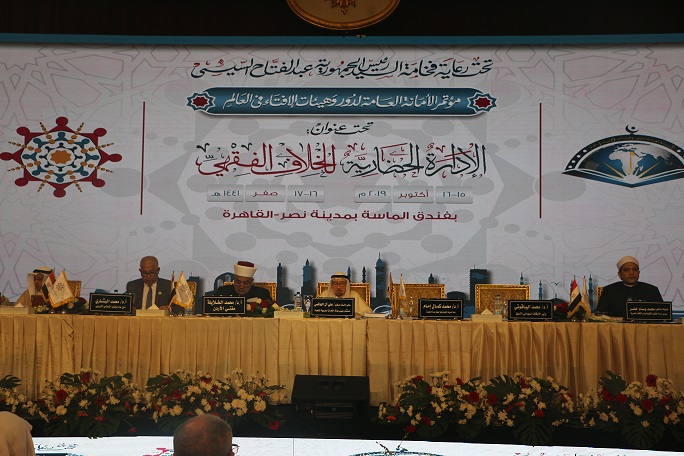 الدكتور محمد الياقوتي في كلمته بالمؤتمر العالمي للإفتاء:  - علماء هذه الأمة الحاضرون والسابقون لم يجعلوا من الاختلاف الفقهي سببًا لإشعال نار العصبية فيهم