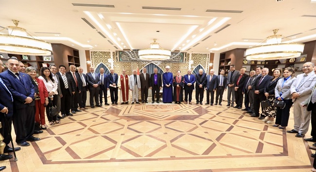 مفتي الجمهورية يستقبل رئيس الطائفة الإنجيلية والوفد المرافق له للتهنئة بمناسبة عيد الأضحى المبارك