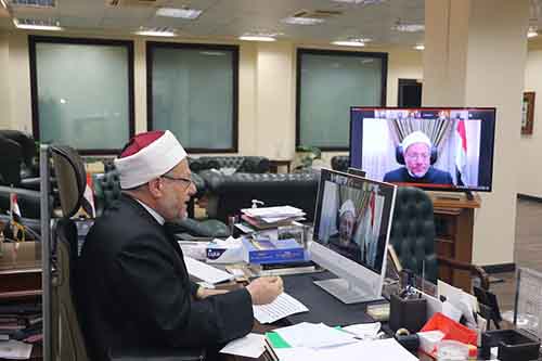مفتي الجمهورية في مؤتمر الأخلاق الدينية في فترة الجائحة في روسيا الاتحادية: - من الأمورِ المهمةِ اللازمةِ للصناعةِ الإفتائيةِ إدراكُ الواقعِ بعوالمه المختلفة