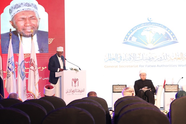 رئيس المجلس الأعلى الإسلامي في زامبيا خلال كلمته بجلسة الوفود بالندوة الدولية الثانية للإفتاء:  الفتوى وسيلة لتحقيق العدل.. ويجب أن تكون مرنة ومستجيبة لمتطلبات الواقع