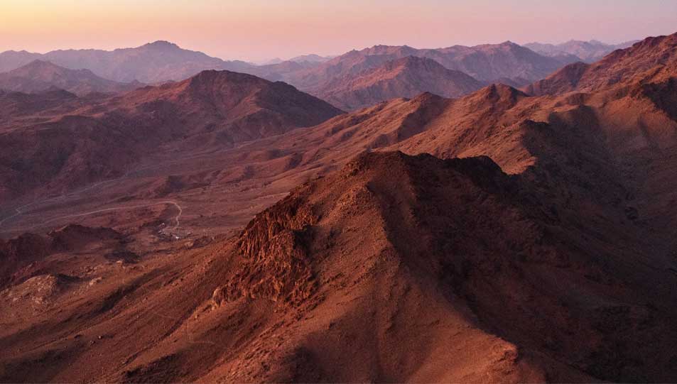 خصوصية جبل الطور حتى يتجلى الله تعالى عليه