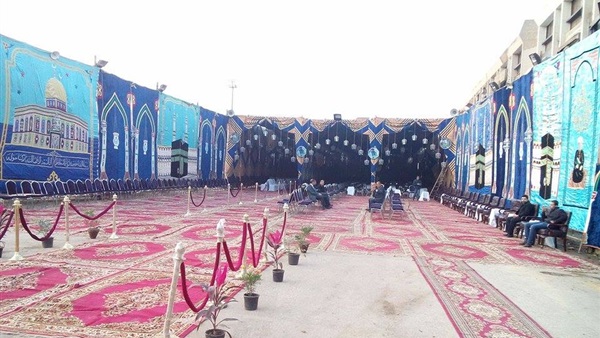 إحضار المقرئين في سرادقات العزاء إحضار المقرئين في سرادقات العزاء