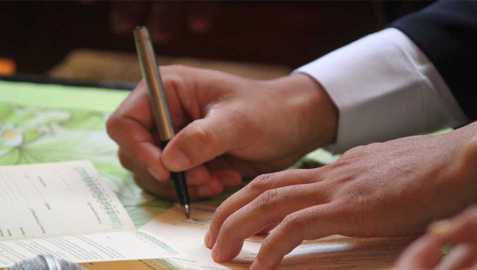 حكم كتابة الفواتير التجارية بأقل من السعر الحقيقي تهربًا من الضرائب