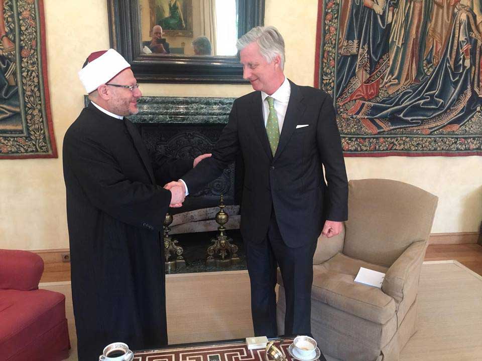 ملك بلجيكا لمفتي الجمهورية: أتابع ما تكتبه في الإعلام الدولي عن قضايا الحوار والتعايش ومكافحة التطرُّف والإرهاب ملك بلجيكا لمفتي الجمهورية: أتابع ما تكتبه في الإعلام الدولي عن قضايا الحوار والتعايش ومكافحة التطرُّف والإرهاب