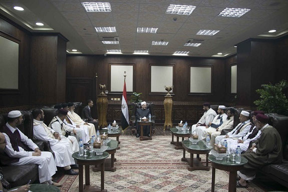 Egypt’s Grand Mufti Receives a Libyan Delegation from Azhar Graduates Organization, Discusses Fostering Religious Cooperation