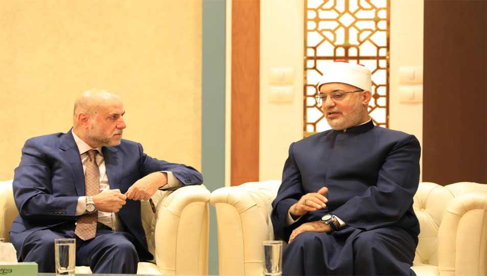 Le Mufti de la République reçoit une délégation palestinienne conduite par le Dr Mahmoud Al-Habbash, juge suprême de Palestine, et le Dr Mohammad Mostafa Najm, ministre palestinien des Waqfs et des Affaires religieuses.
